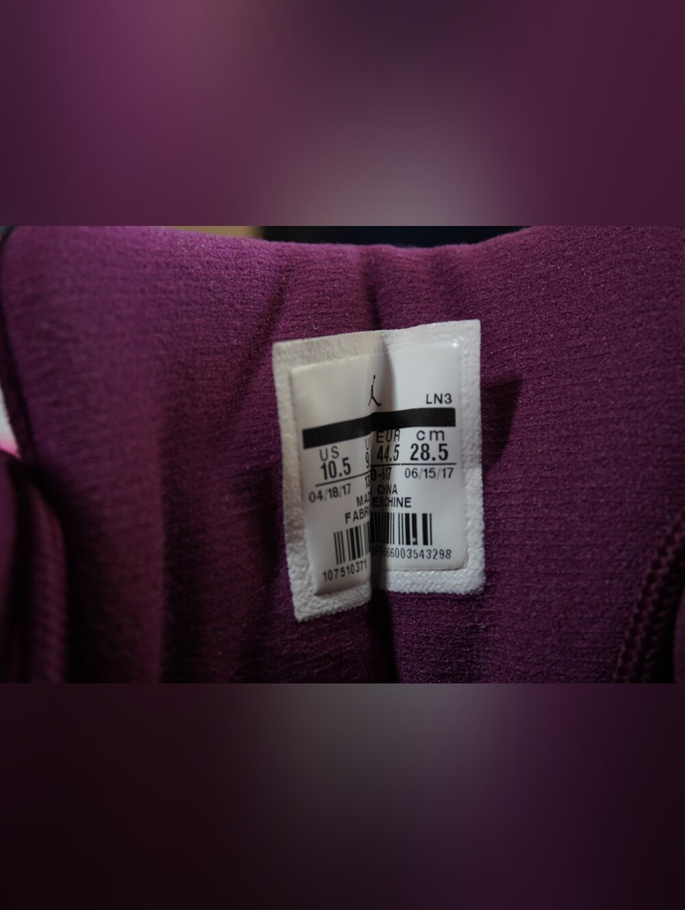 sz 10.5 jordan bordeaux - Picture 11 of 11